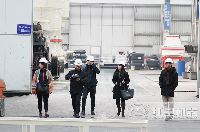 規?；O備廠房，提供立式復合破碎機免費咨詢